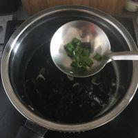 虾皮紫菜汤的做法步骤8
