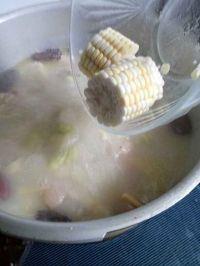 毛豆炖蹄花的做法步骤8