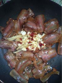 豇豆炒腊肉的做法步骤5