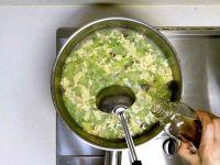 海鲜丝瓜鸡蛋汤的做法步骤10