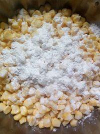 脆皮玉米的做法步骤2
